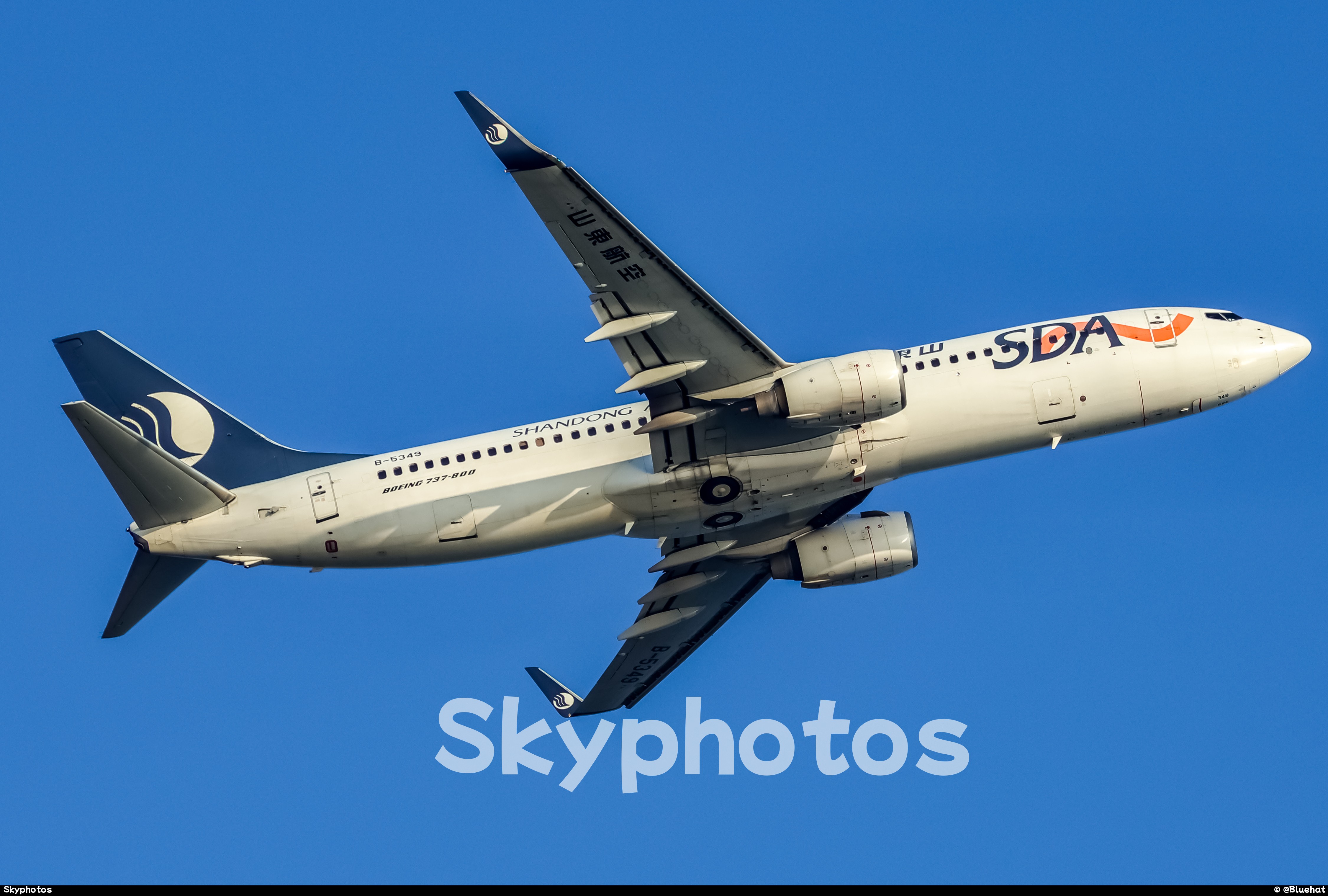 山东航空 B737-85N(WL)